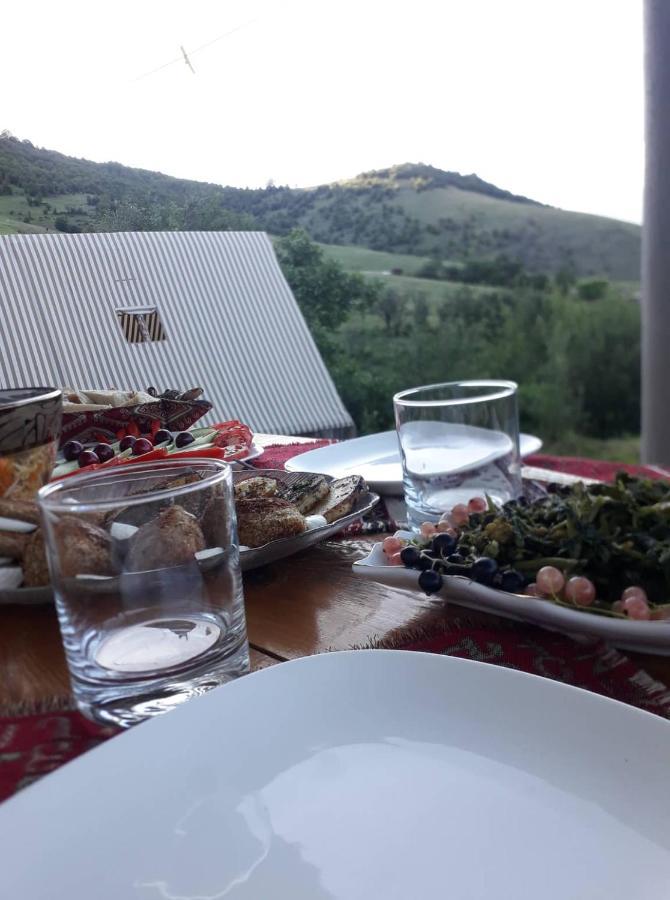 אלוורדי Amoj B&B And Guest House מראה חיצוני תמונה