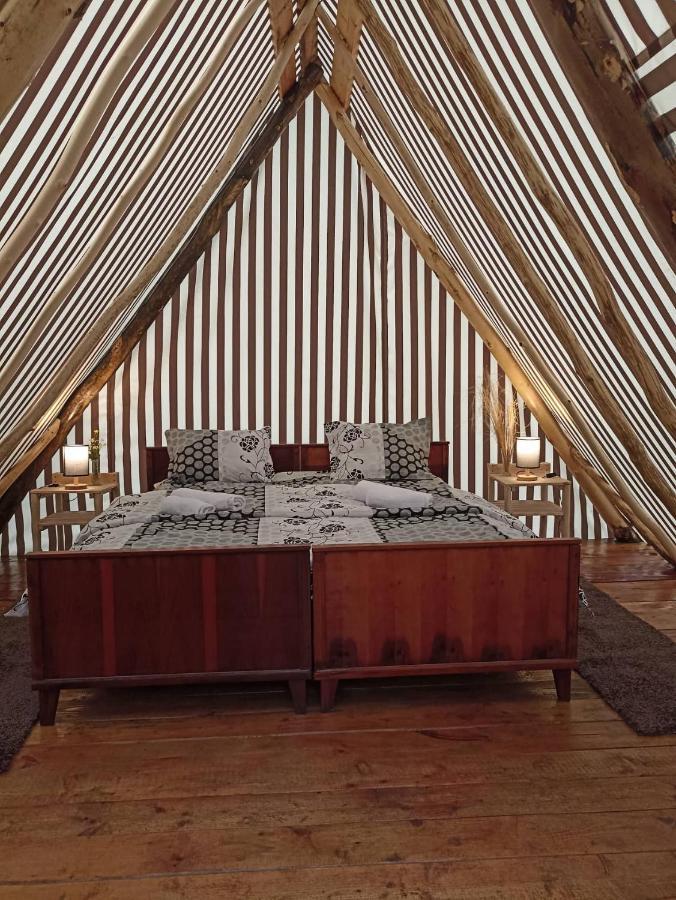 אלוורדי Amoj B&B And Guest House מראה חיצוני תמונה